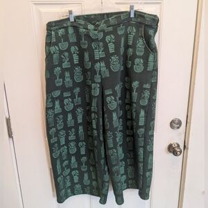 Plant Kween x Tonle Cropped Pants potter succulent block print size 1x 2x 3x